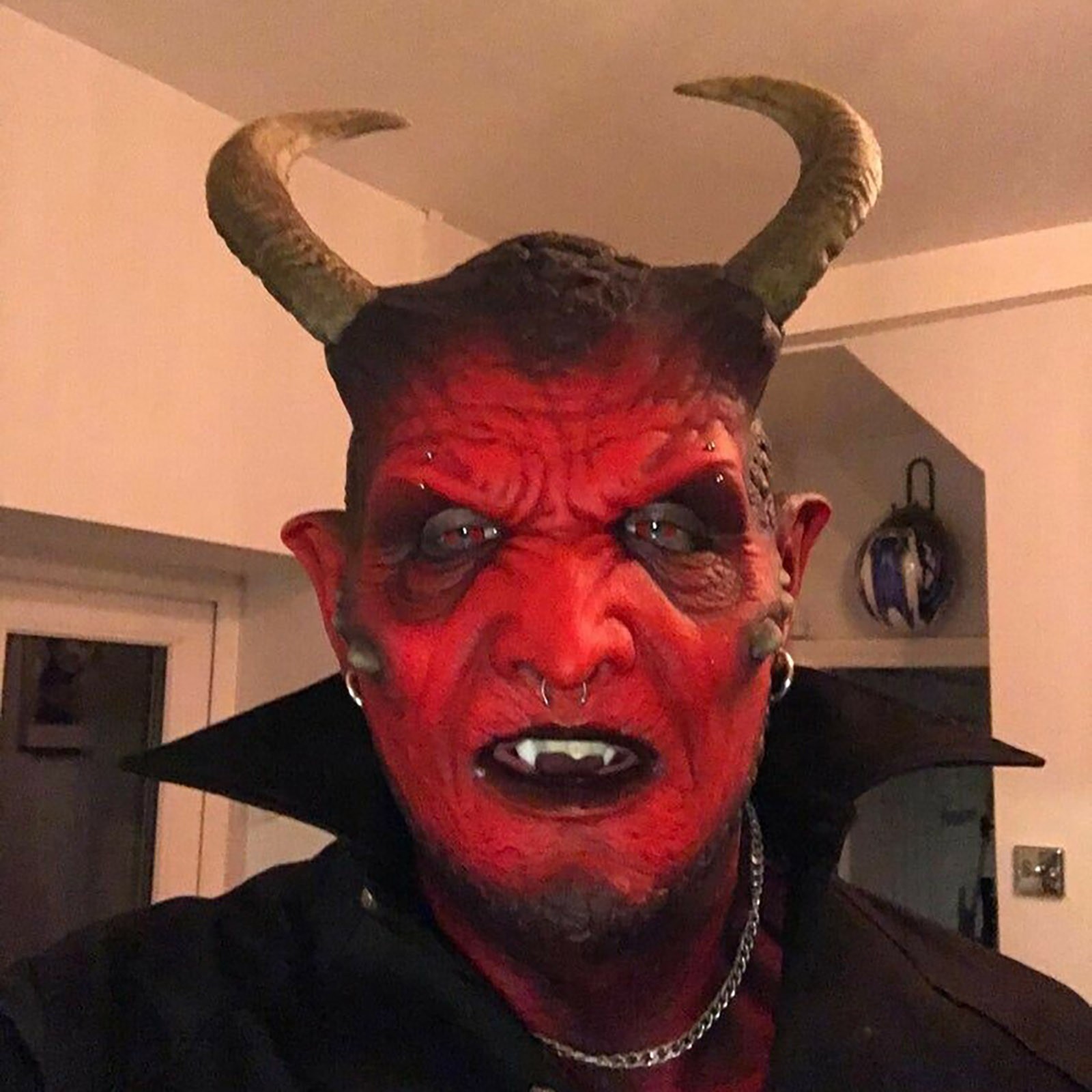 Kari-Demon Latex Masker Duivel - Prank Toys recensie en prijs